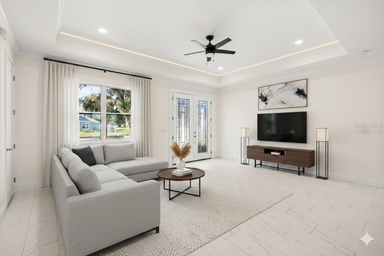 Image 4 of 25 For 840 Oaks Shores Road