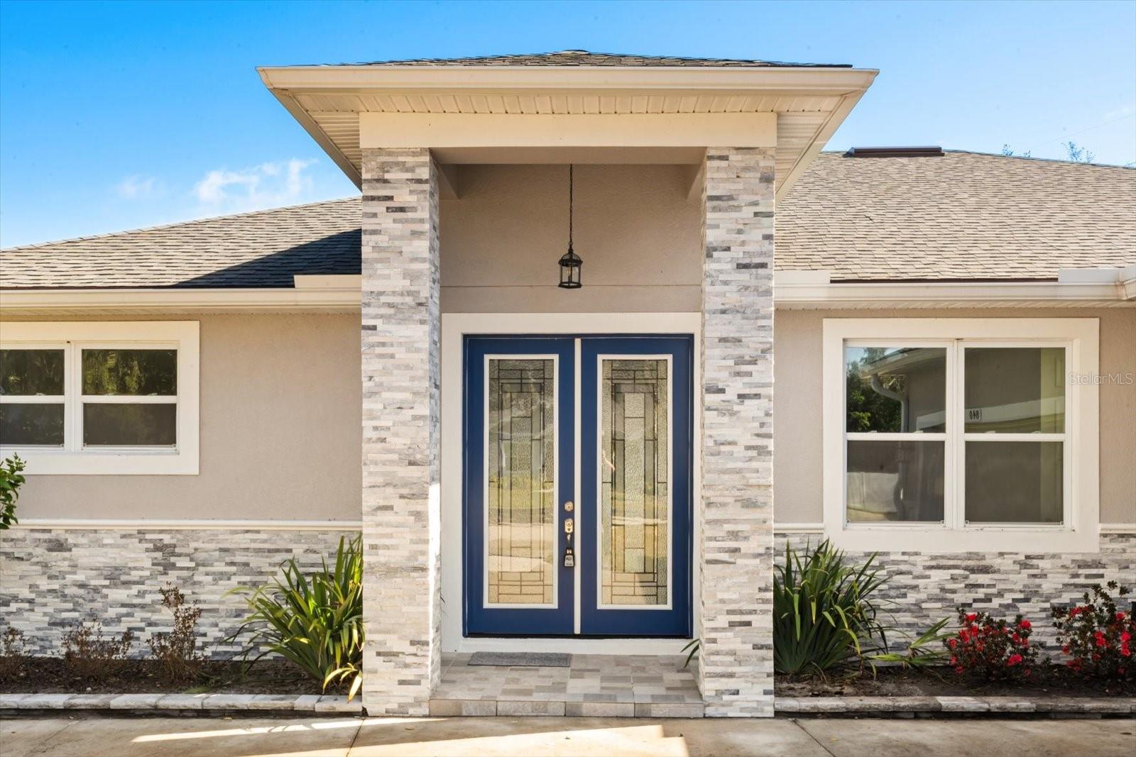 Image 7 of 25 For 840 Oaks Shores Road