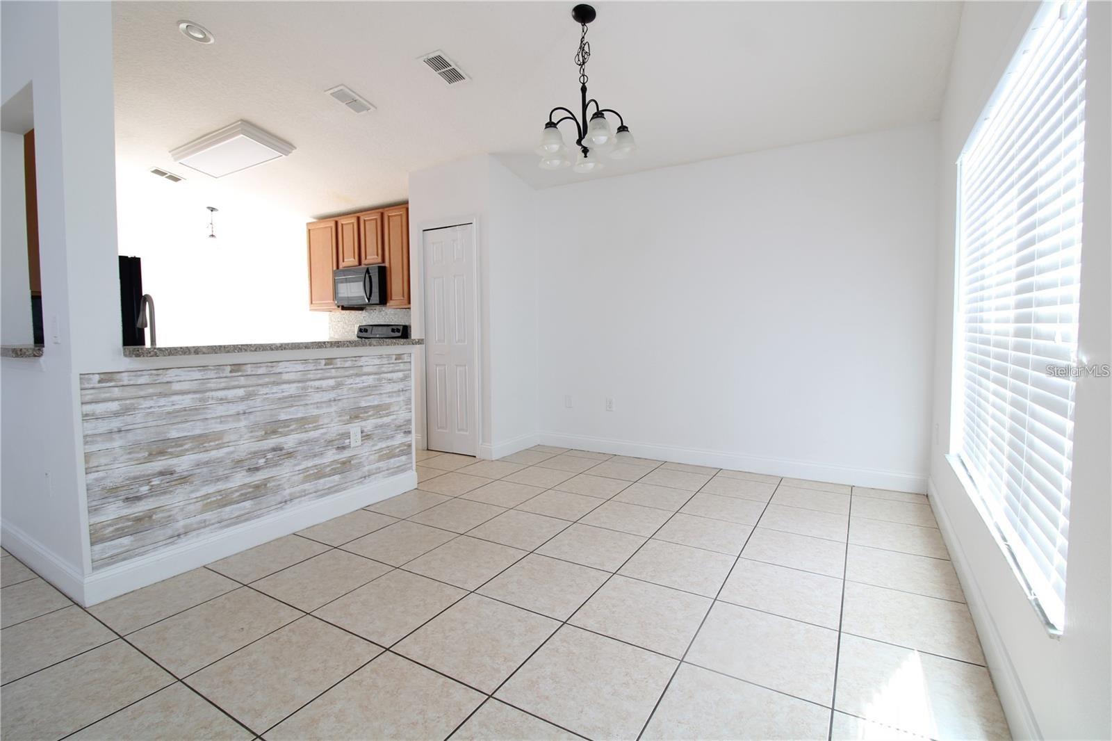 Image 11 of 30 For 11414 Pinewood Cove Lane