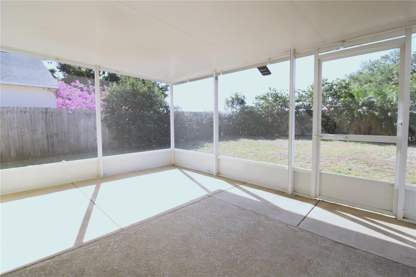 Image 24 of 30 For 11414 Pinewood Cove Lane