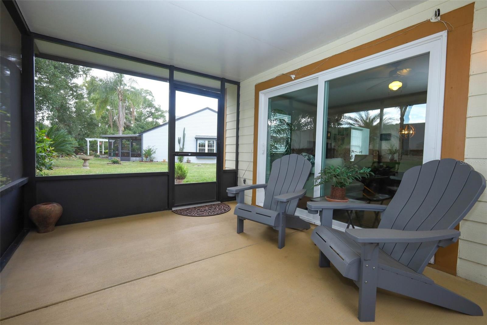 Image 32 of 40 For 949 Norfolk Court