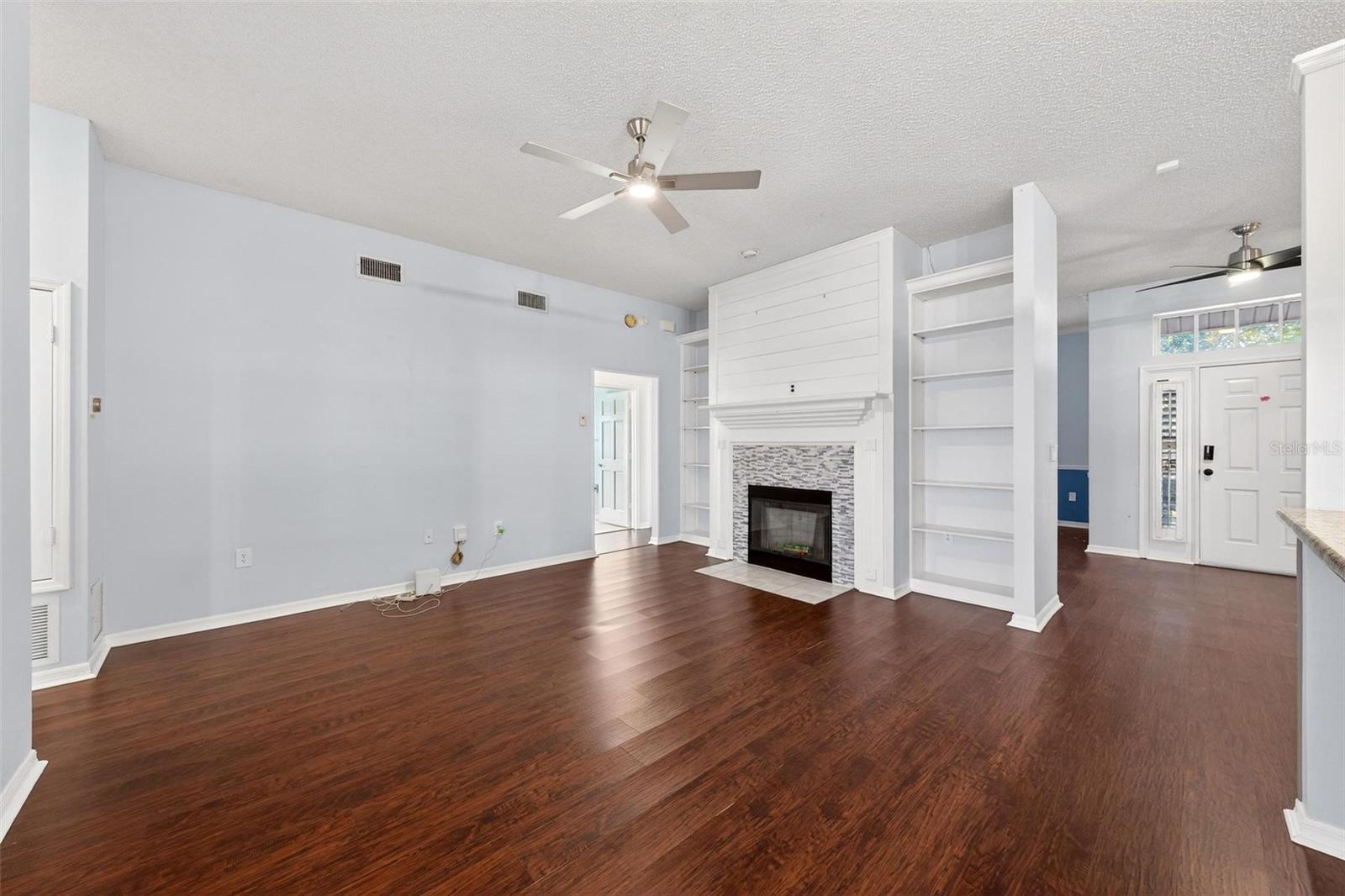 Image 23 of 80 For 2132 Tiptree Circle