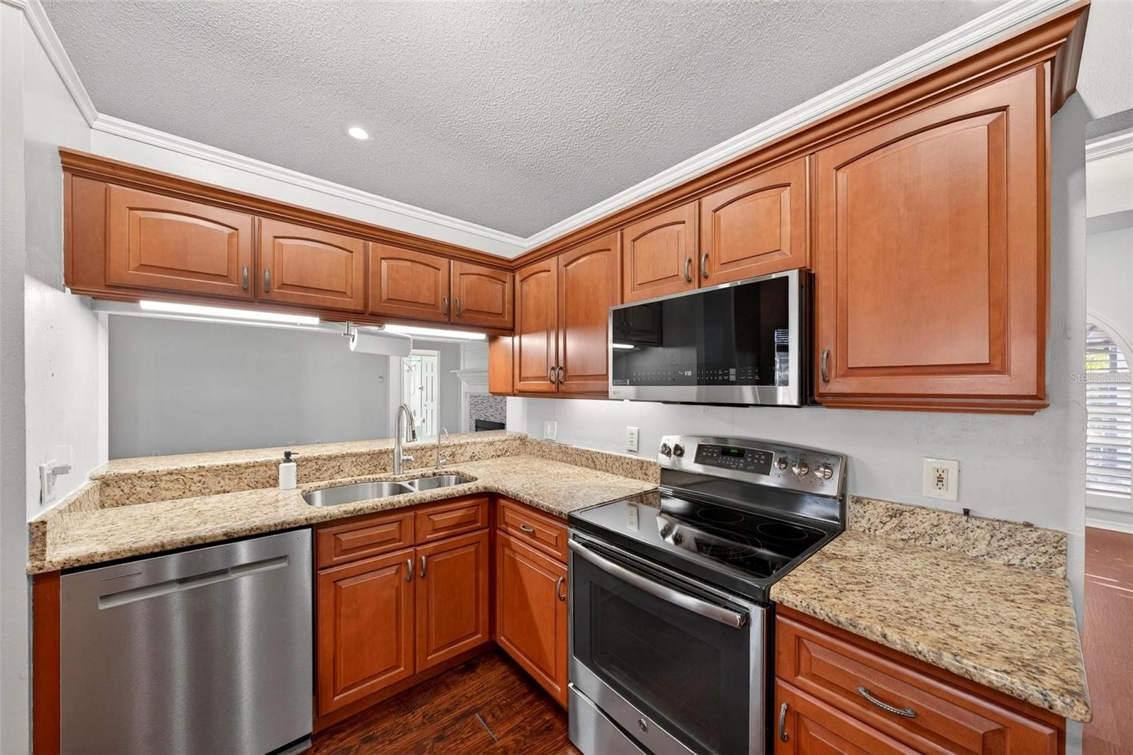 Image 29 of 80 For 2132 Tiptree Circle