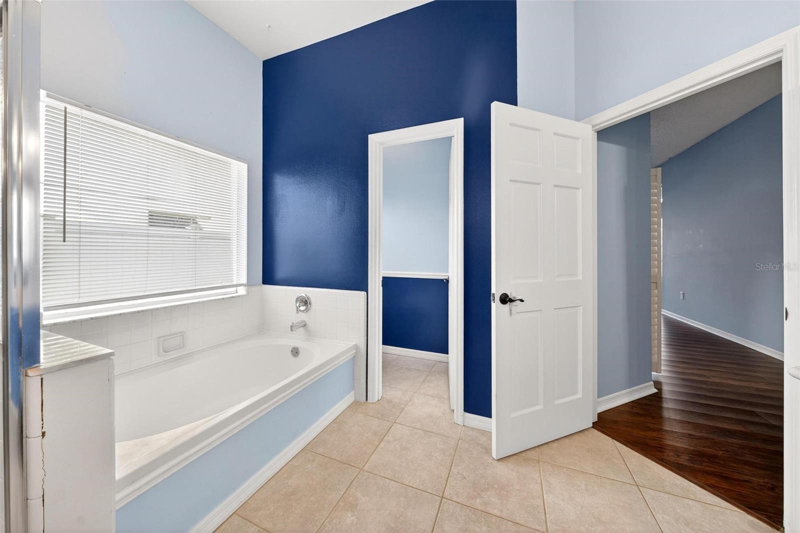 Image 46 of 80 For 2132 Tiptree Circle