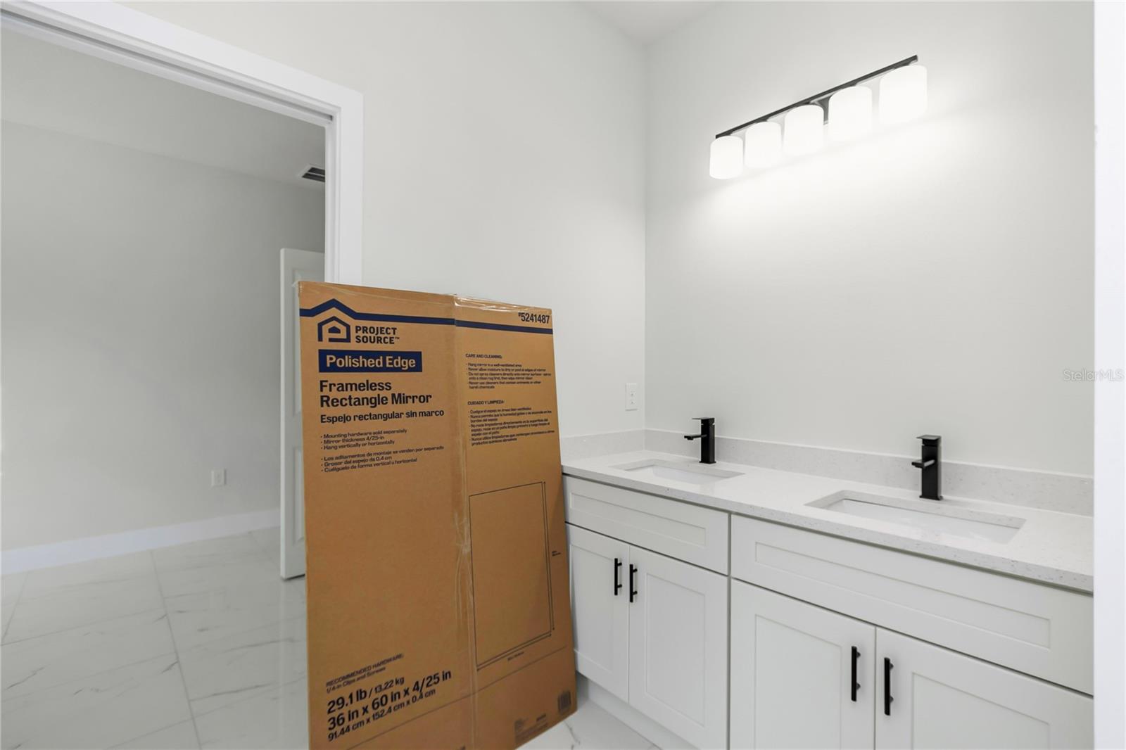 Image 23 of 27 For 17167 42nd Court