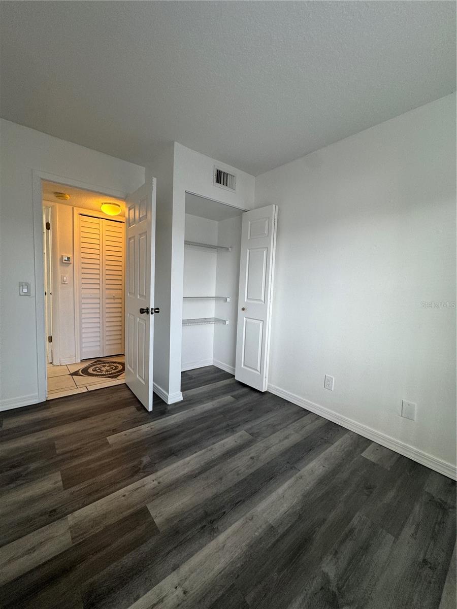 Image 19 of 46 For 8213 Sun Spring Circle 61