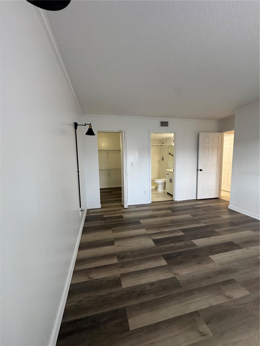 Image 22 of 46 For 8213 Sun Spring Circle 61