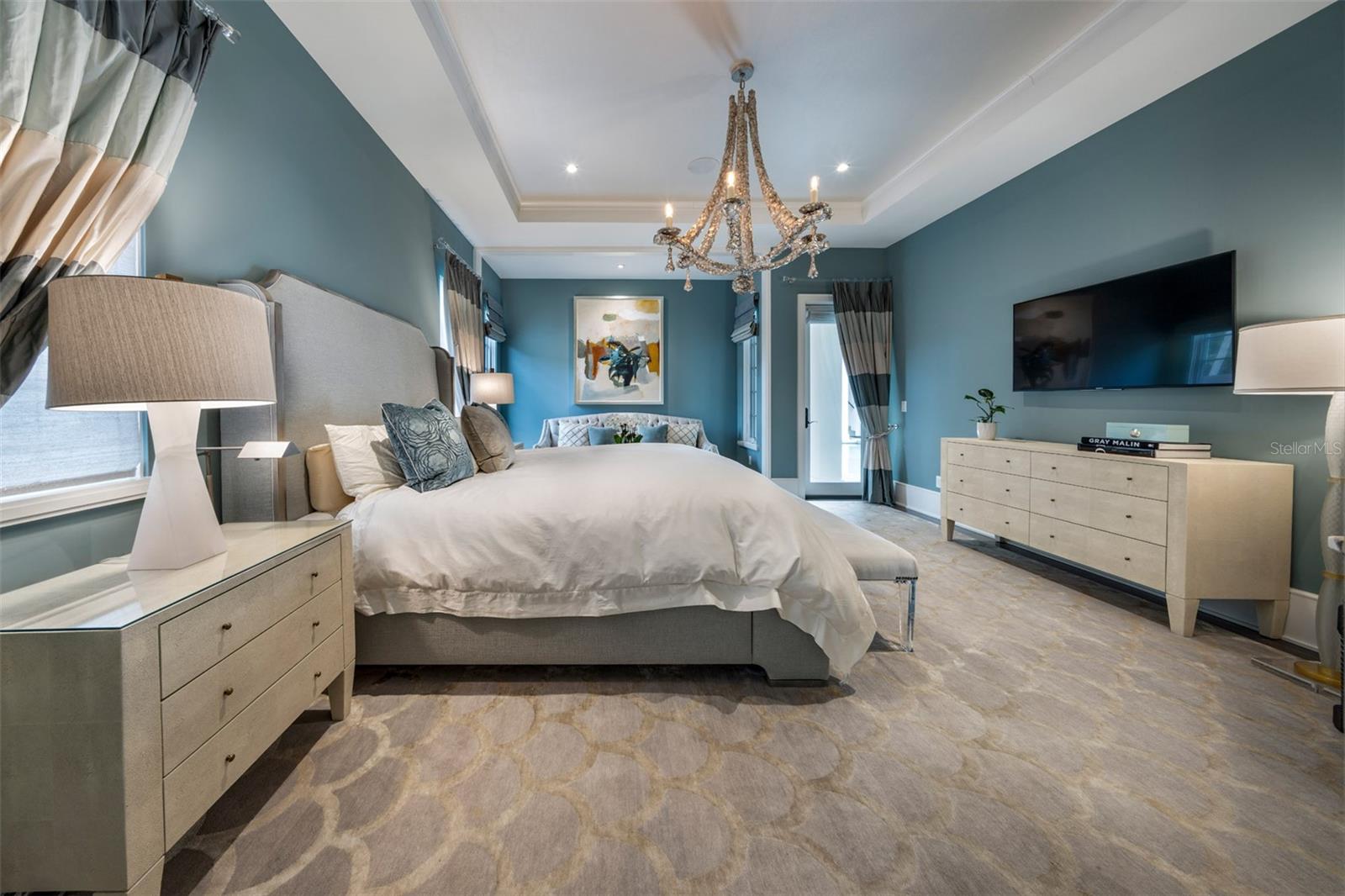 Image 27 of 55 For 851 Park Lake Court