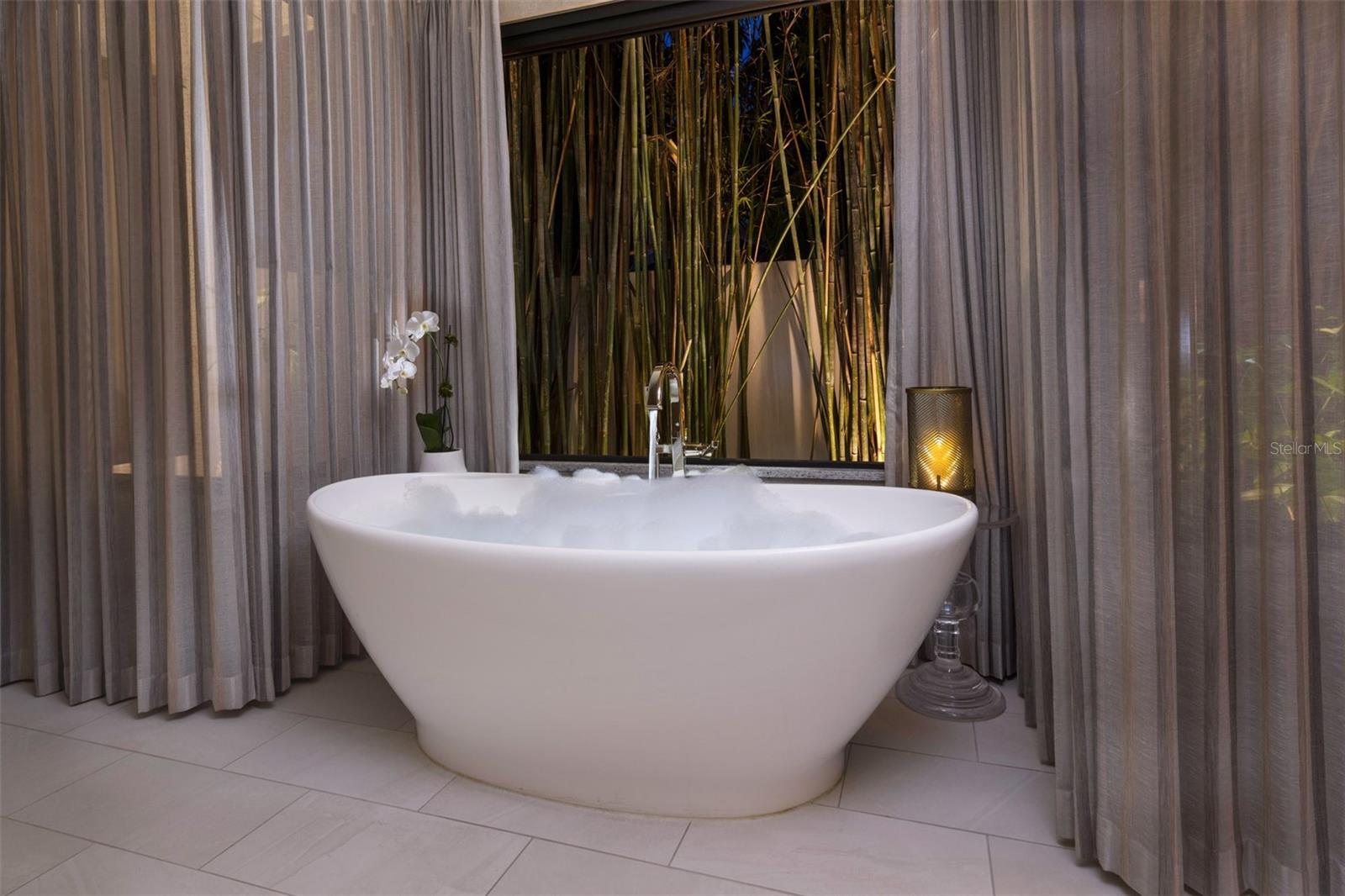 Image 29 of 55 For 851 Park Lake Court