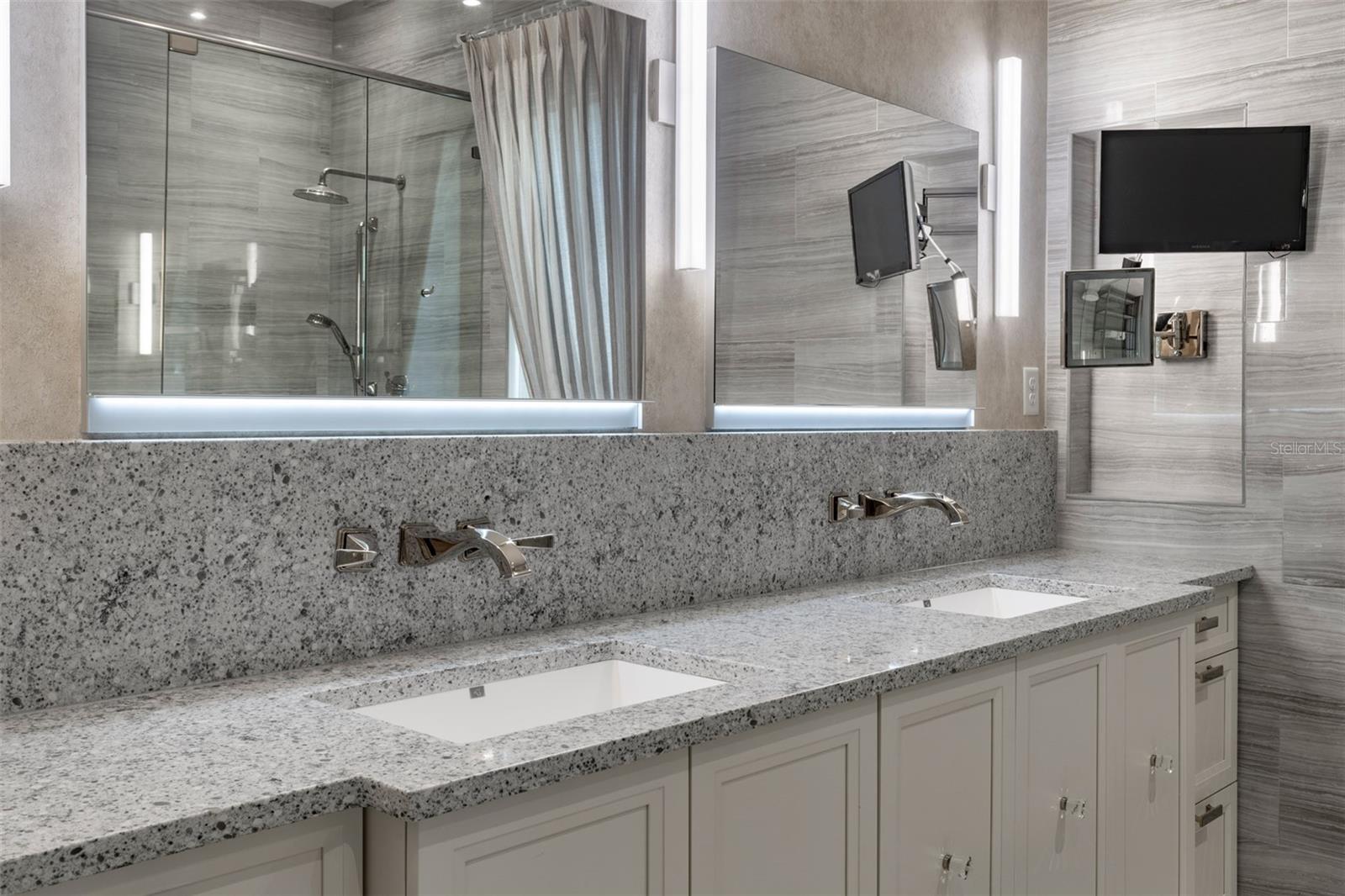 Image 31 of 55 For 851 Park Lake Court