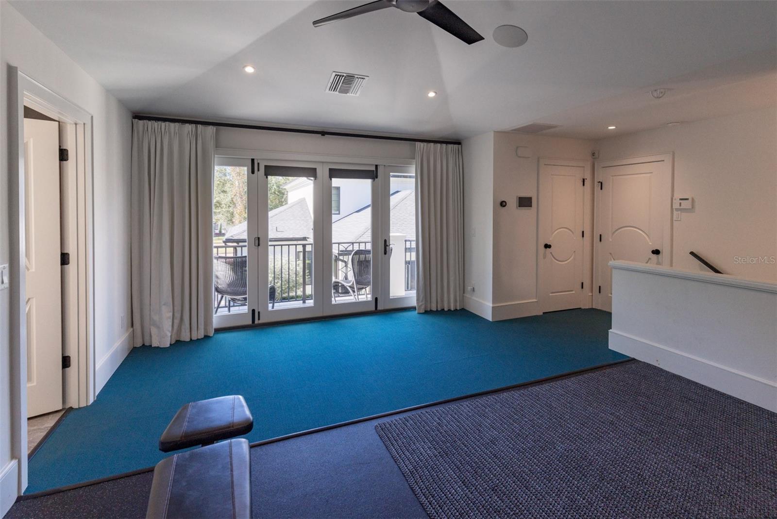 Image 45 of 55 For 851 Park Lake Court