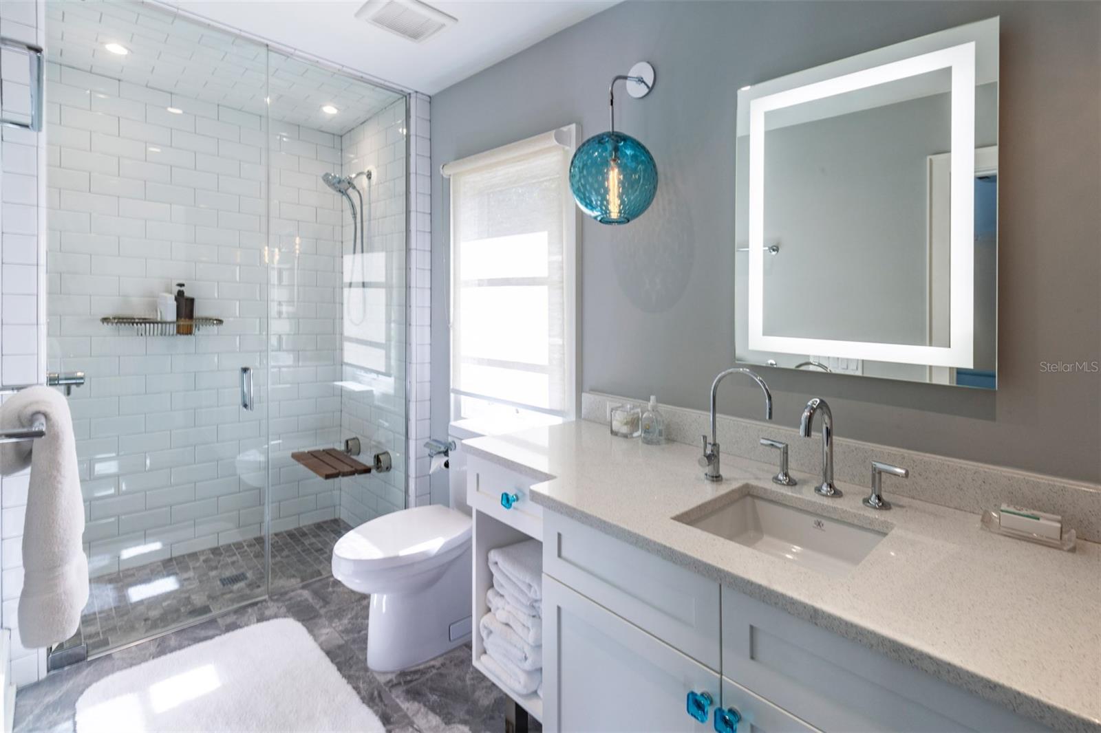 Image 46 of 55 For 851 Park Lake Court