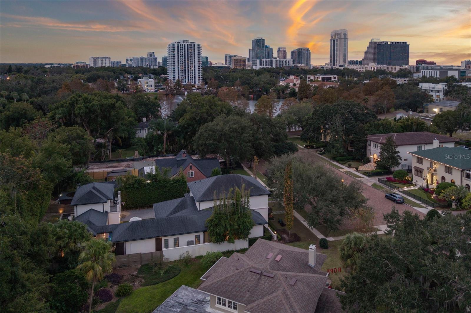 Image 54 of 55 For 851 Park Lake Court