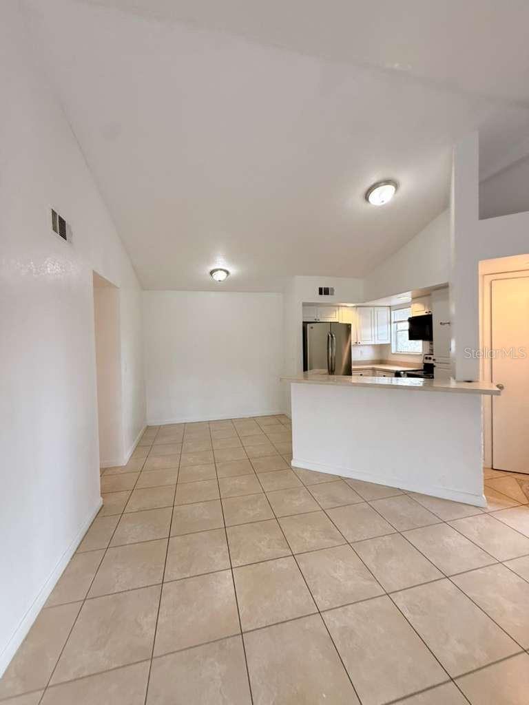 Image 23 of 31 For 5773 Gatlin Avenue 628