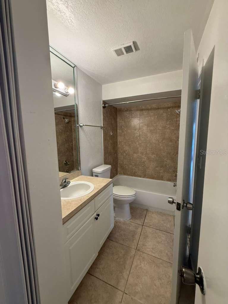 Image 27 of 31 For 5773 Gatlin Avenue 628