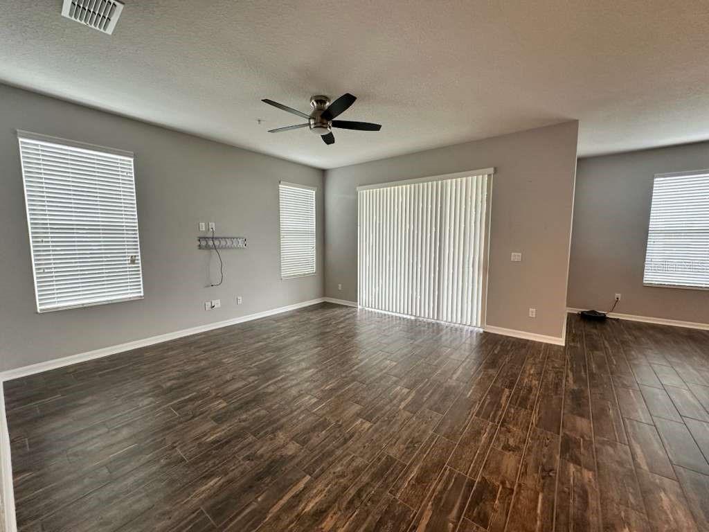 Image 6 of 22 For 1182 Orange Season Lane