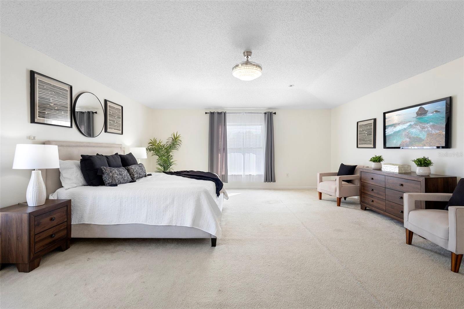 Image 7 of 31 For 734 Fruitland Drive