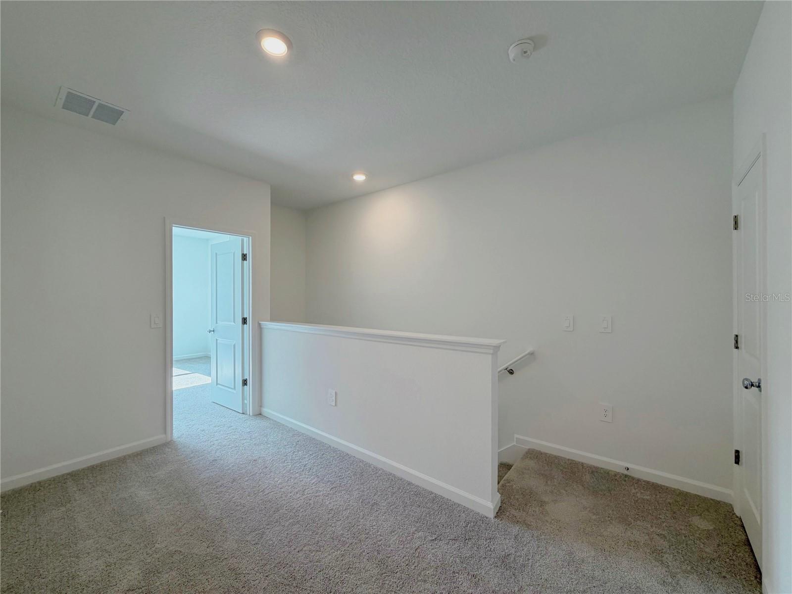 Image 14 of 22 For 618 Poppy Lane