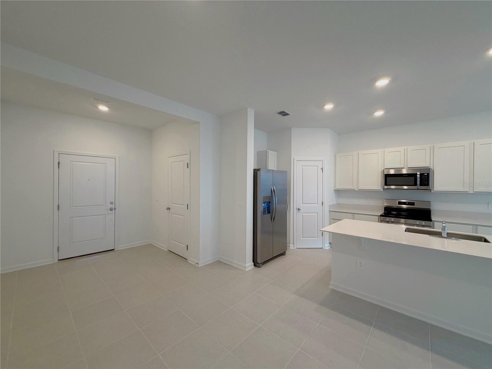 Image 3 of 22 For 618 Poppy Lane