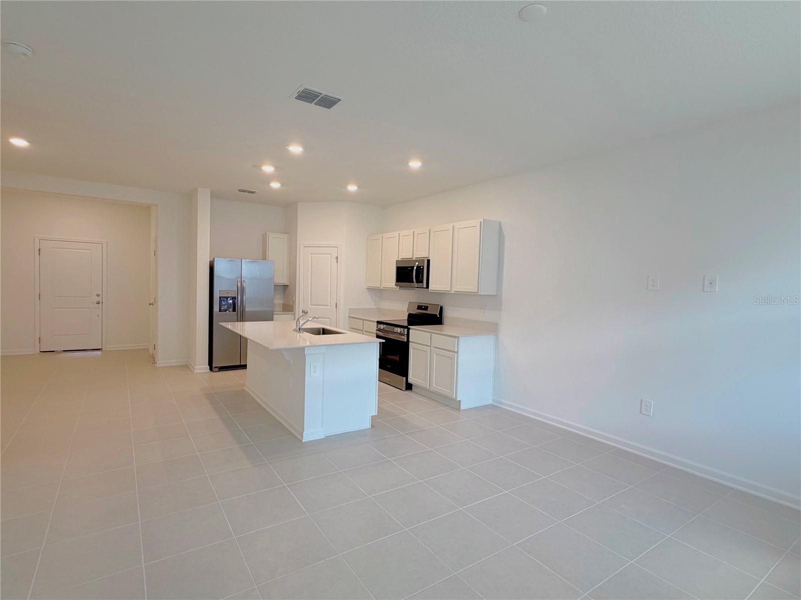 Image 5 of 22 For 618 Poppy Lane