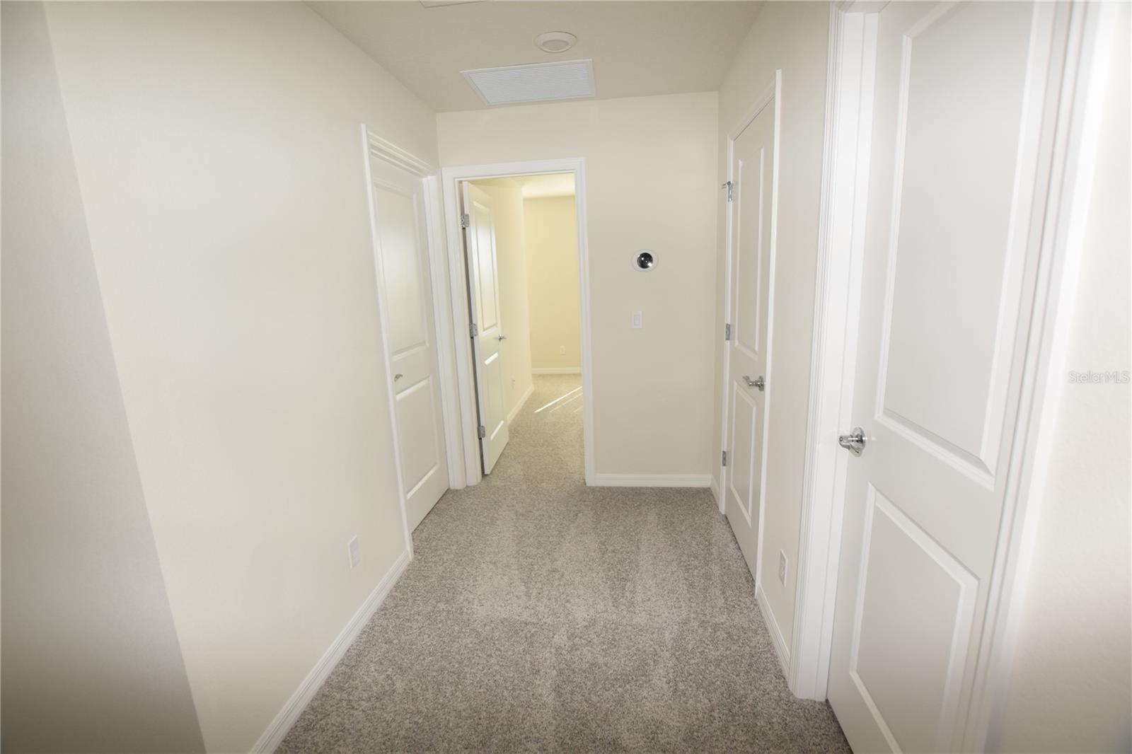 Image 19 of 34 For 5048 Holm Oak Drive