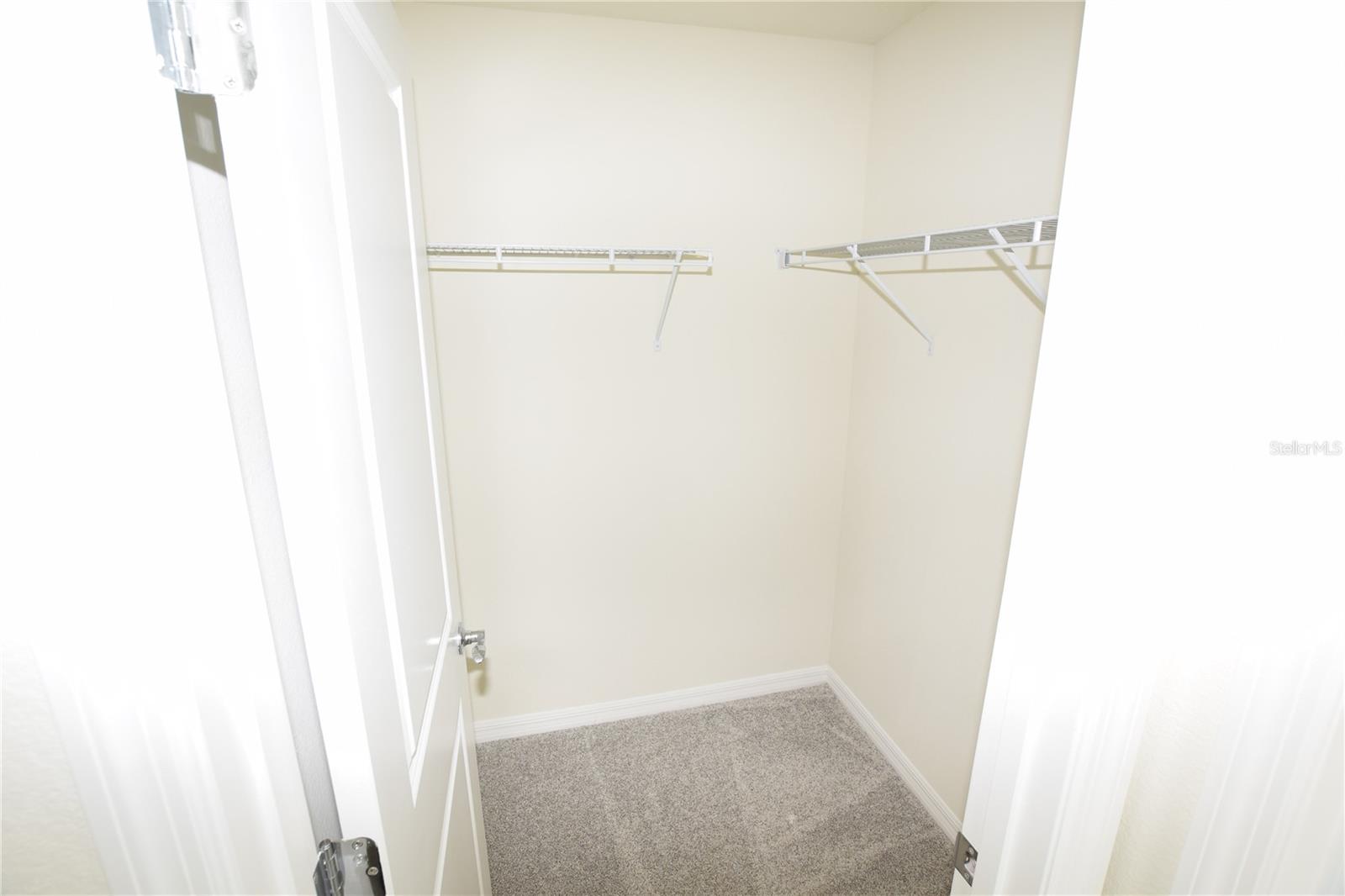 Image 27 of 34 For 5048 Holm Oak Drive