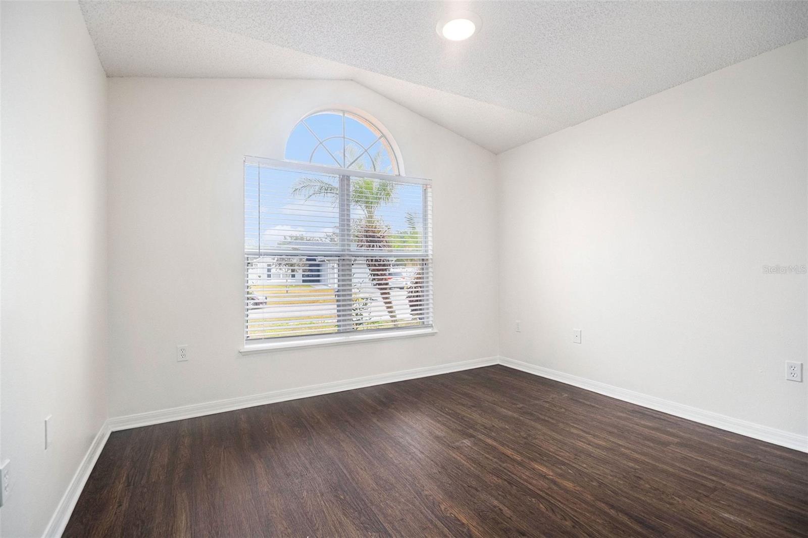 Image 12 of 15 For 16918 Corner Hill Court