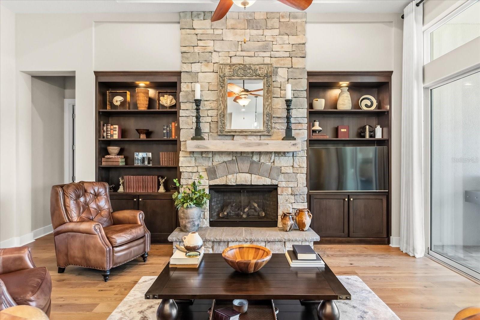 Image 10 of 51 For 25920 Roundabout Point