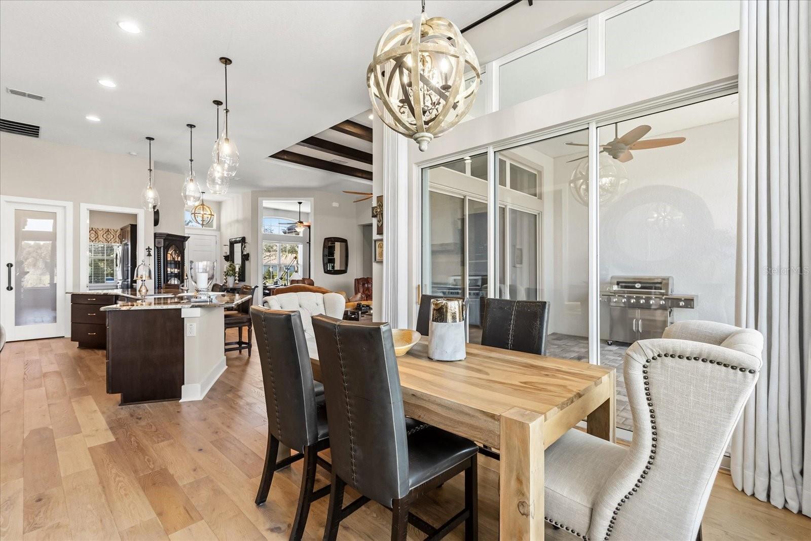 Image 12 of 51 For 25920 Roundabout Point