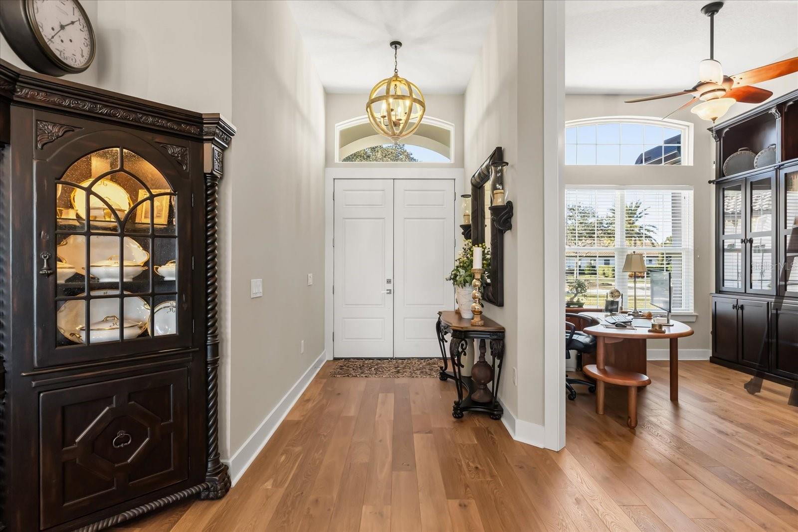 Image 6 of 51 For 25920 Roundabout Point