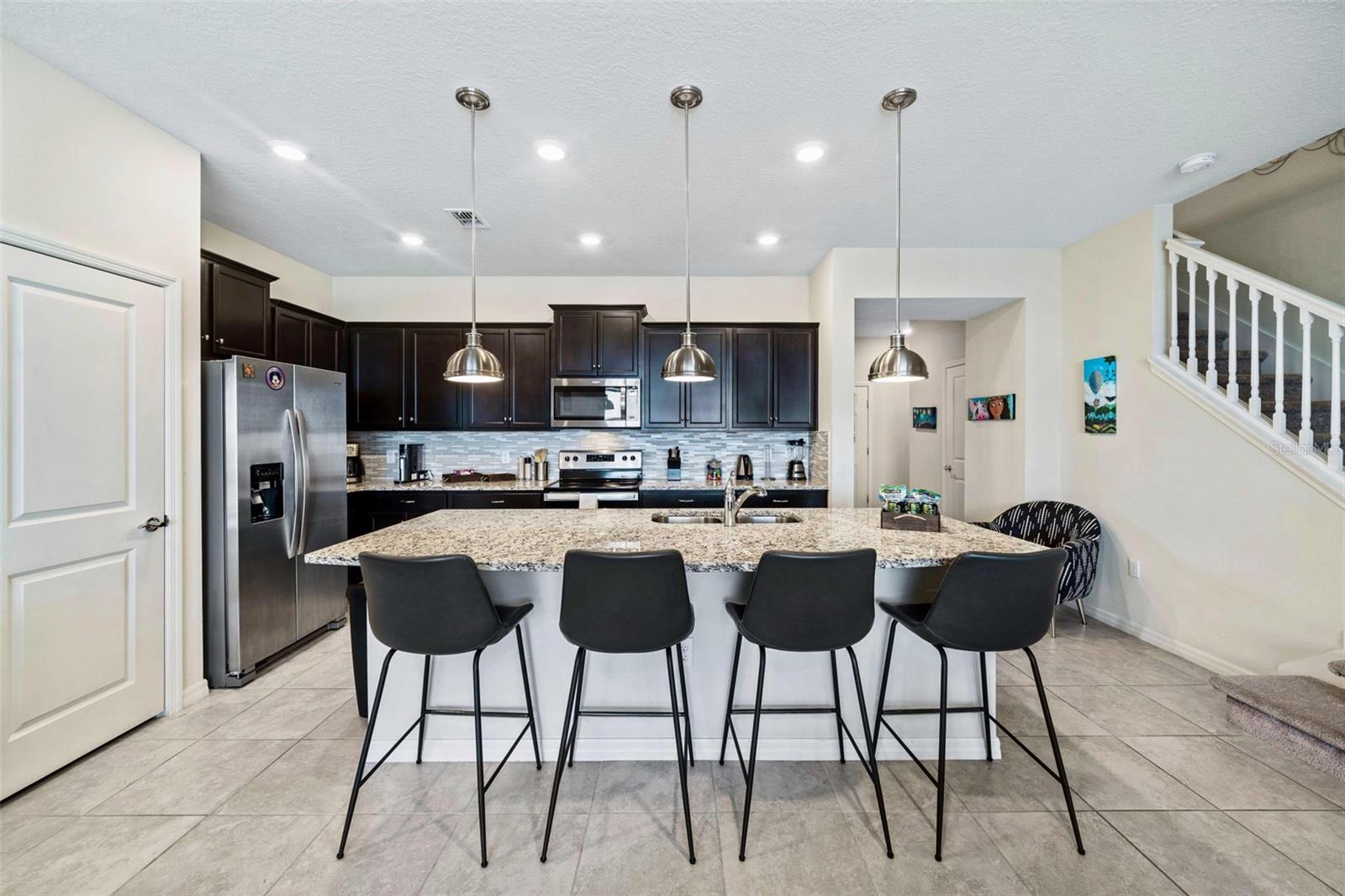 Image 14 of 39 For 617 Jasmine Lane