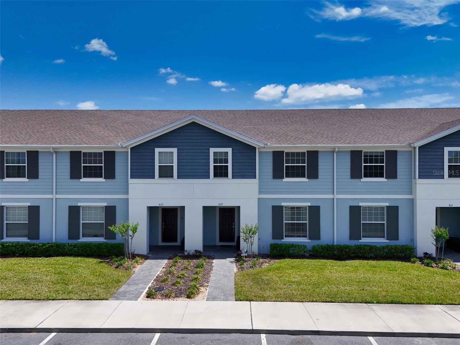 Image 2 of 39 For 617 Jasmine Lane