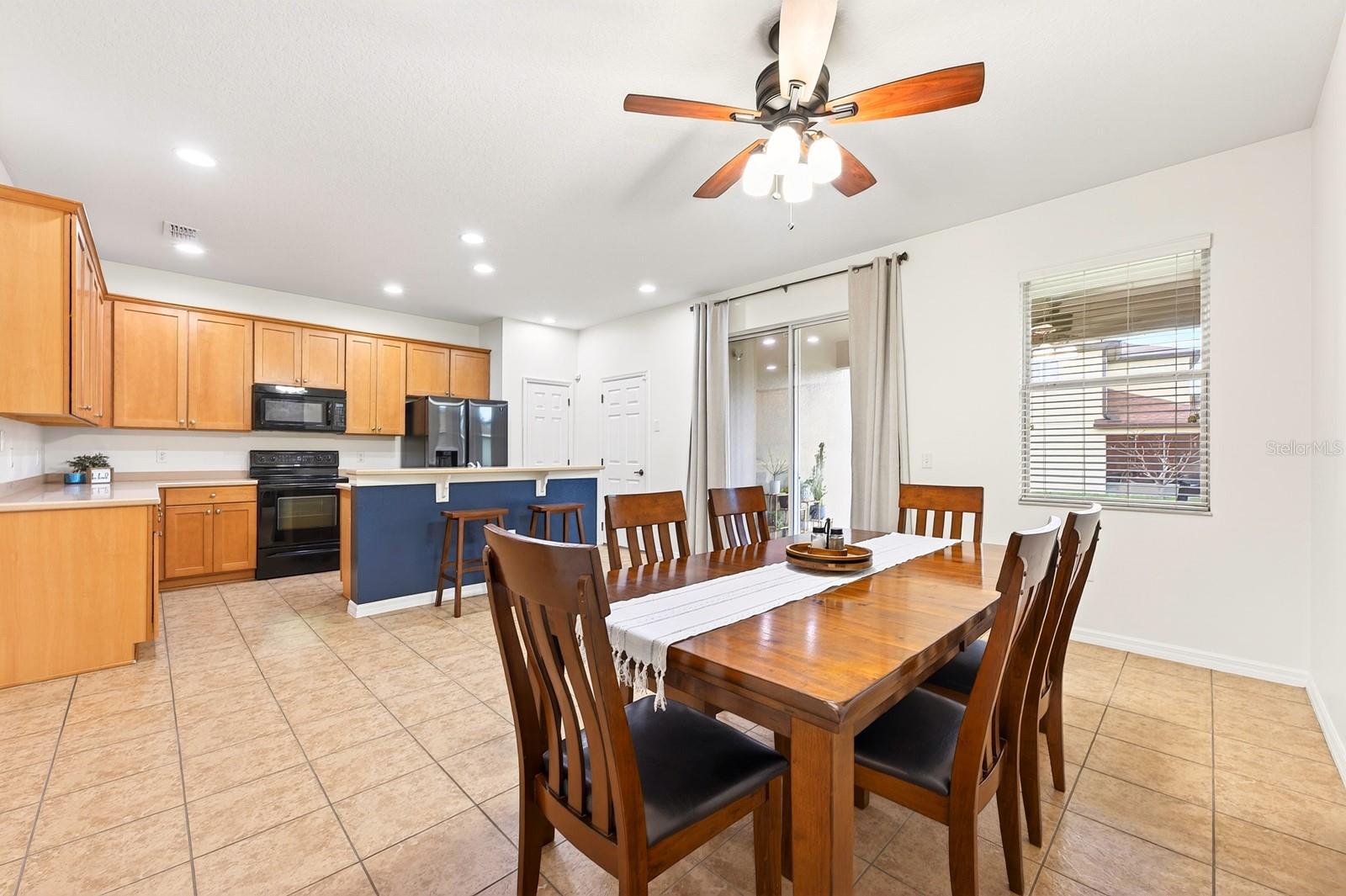 Image 10 of 34 For 13805 Tea Rose Drive