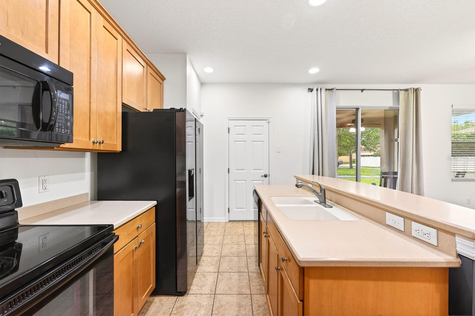 Image 12 of 34 For 13805 Tea Rose Drive