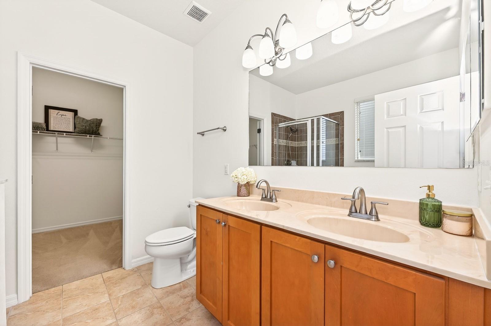 Image 16 of 34 For 13805 Tea Rose Drive