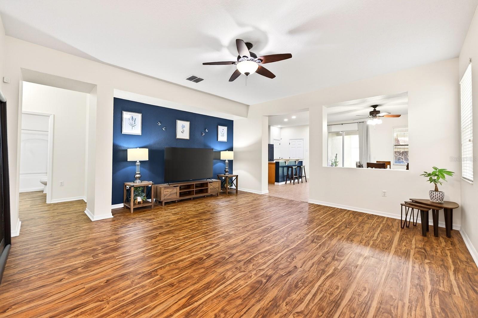 Image 6 of 34 For 13805 Tea Rose Drive
