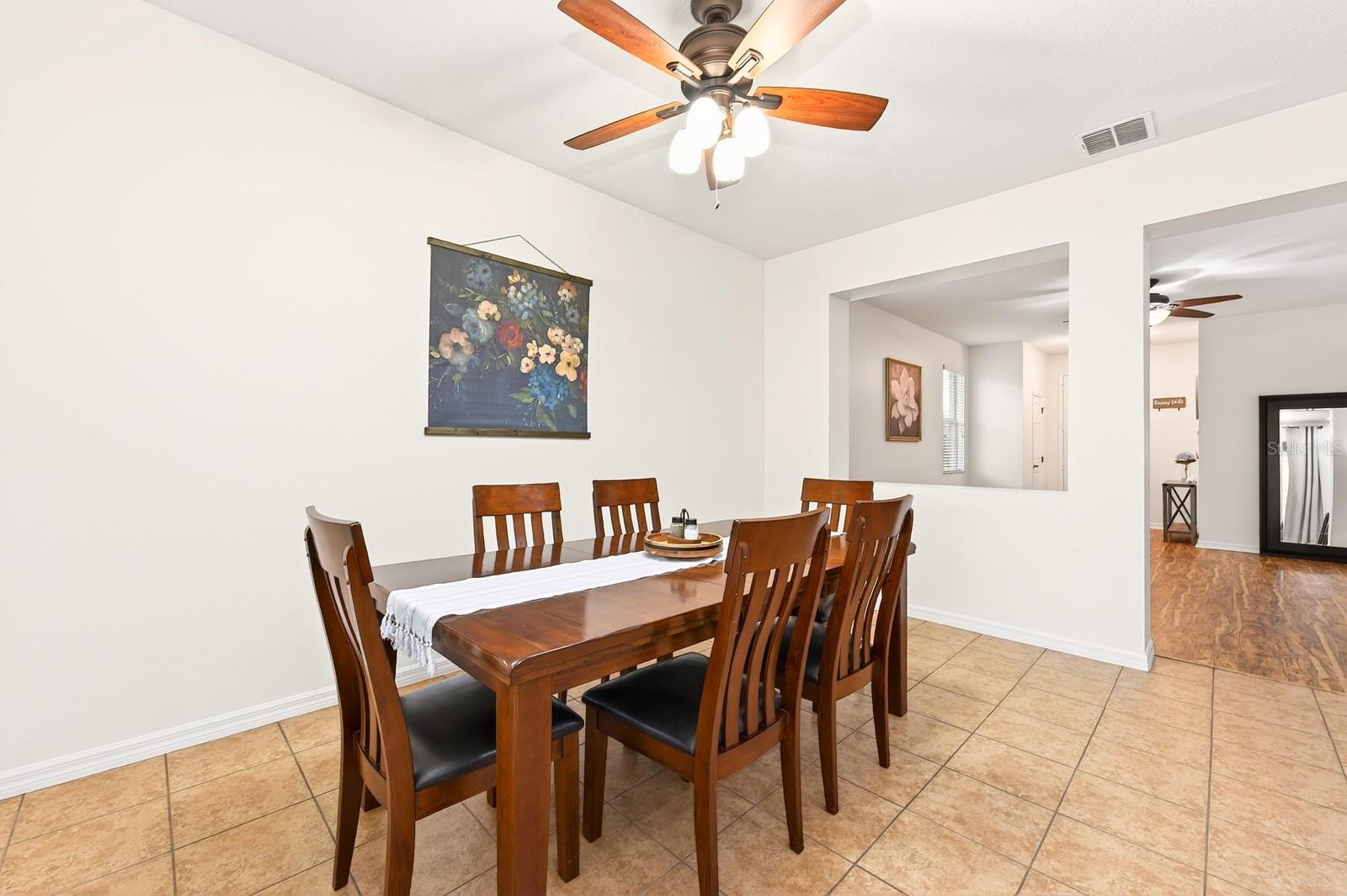 Image 8 of 34 For 13805 Tea Rose Drive