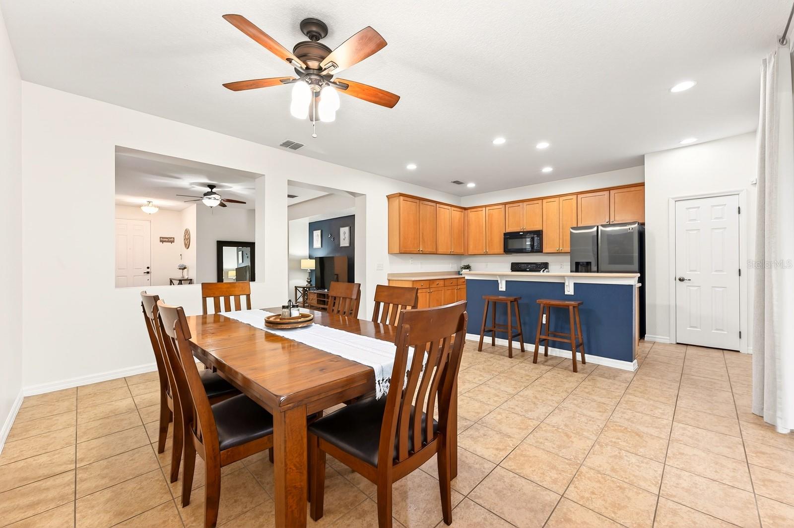 Image 9 of 34 For 13805 Tea Rose Drive
