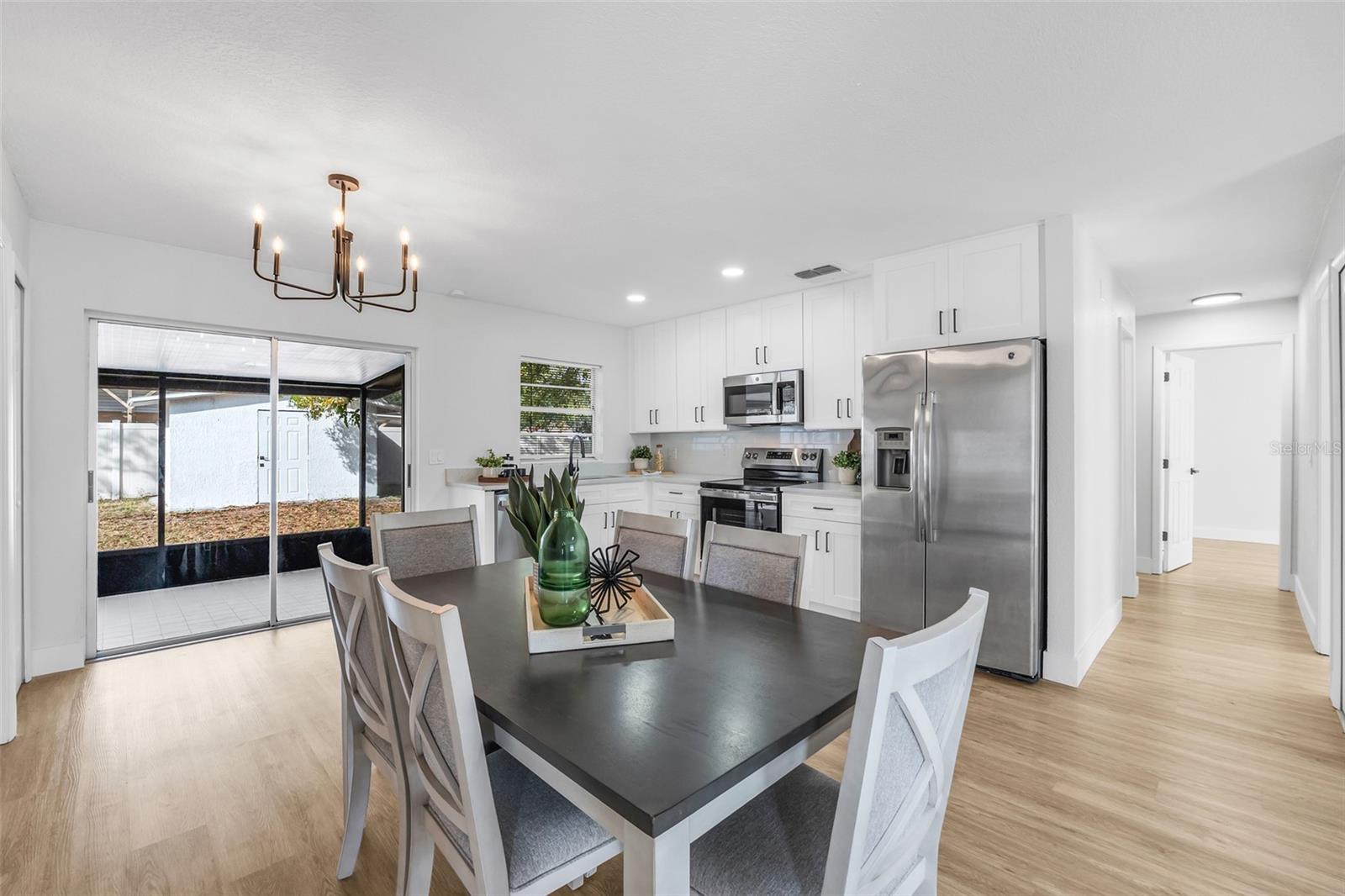 Image 7 of 33 For 3804 Anthony Lane