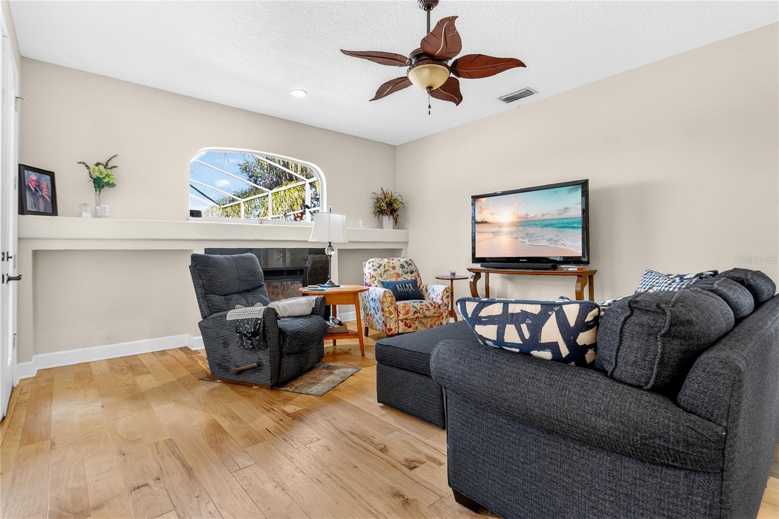 Image 13 of 40 For 2301 Ridgeside Road