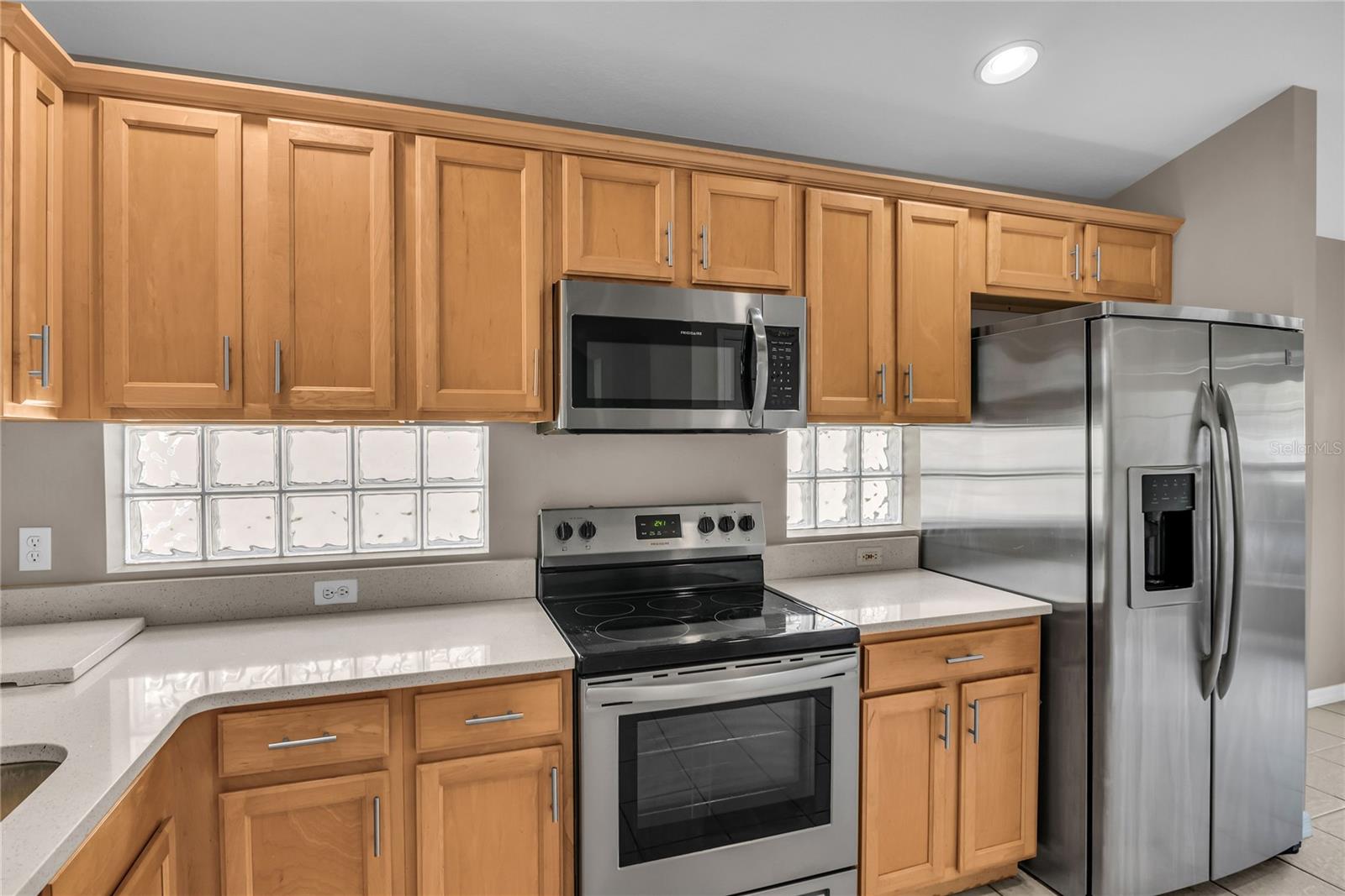 Image 9 of 39 For 8411 Port Lancashire Drive