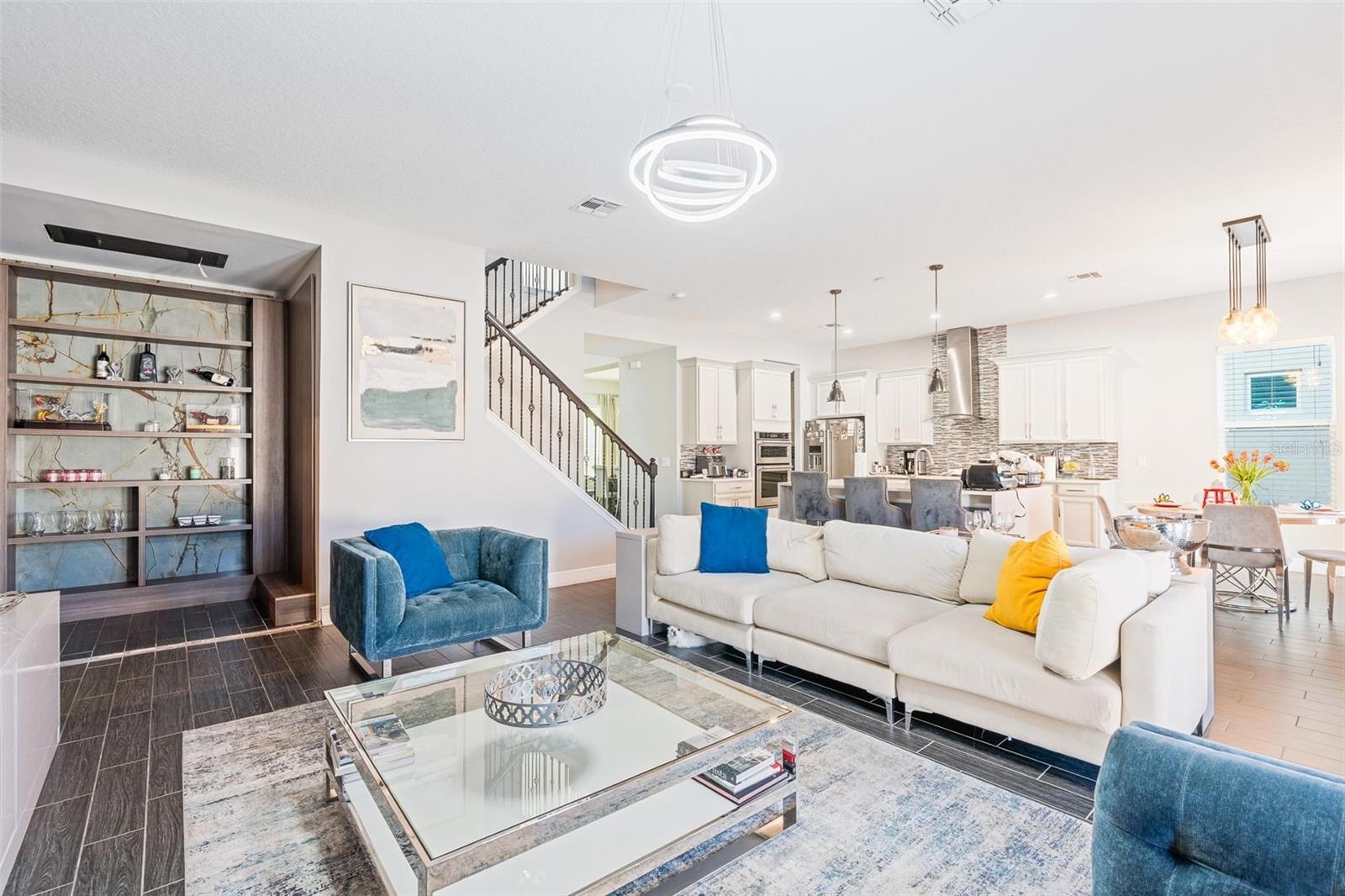 Image 22 of 59 For 8324 Ludington Circle