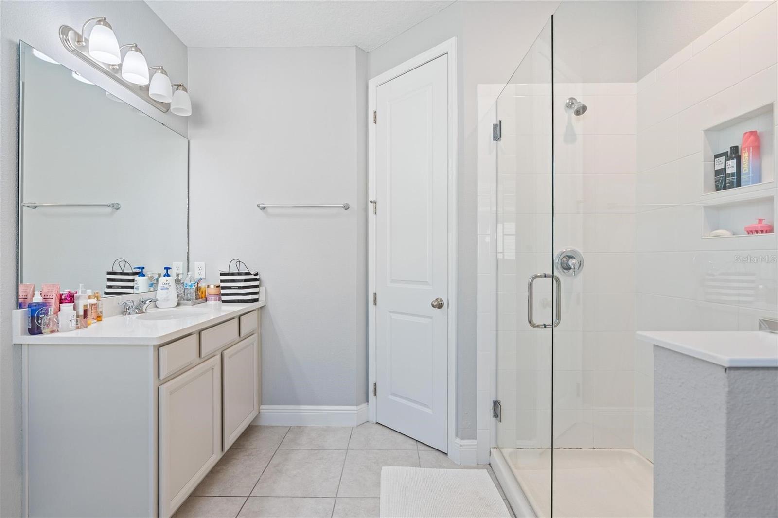 Image 38 of 59 For 8324 Ludington Circle