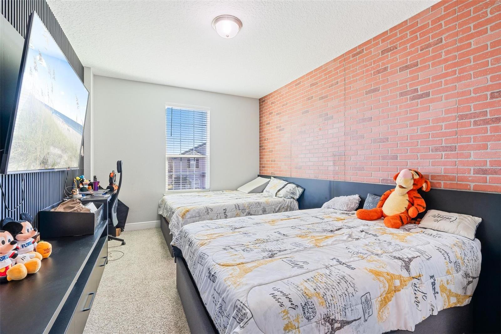 Image 40 of 59 For 8324 Ludington Circle