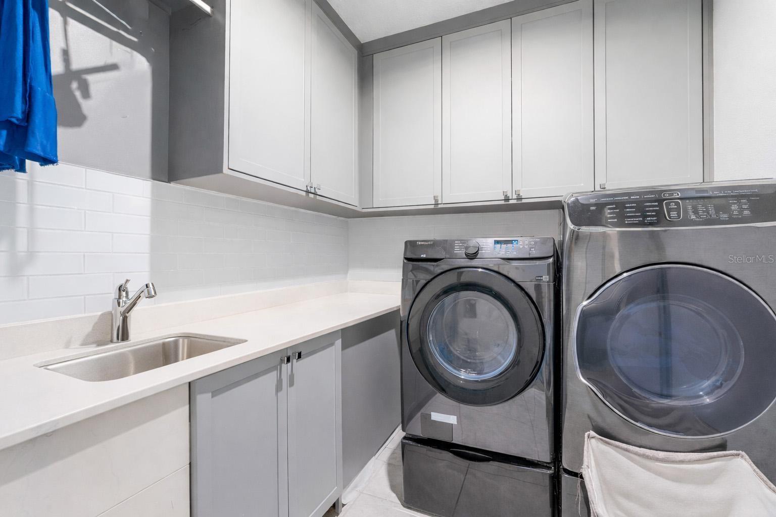 Image 43 of 59 For 8324 Ludington Circle