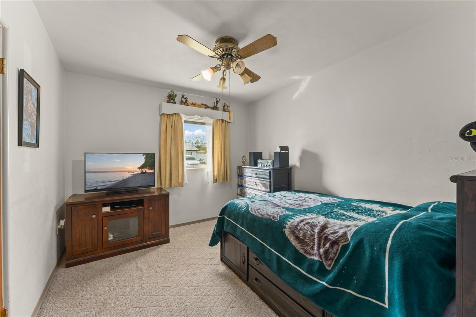 Image 16 of 45 For 1903 Brown Street