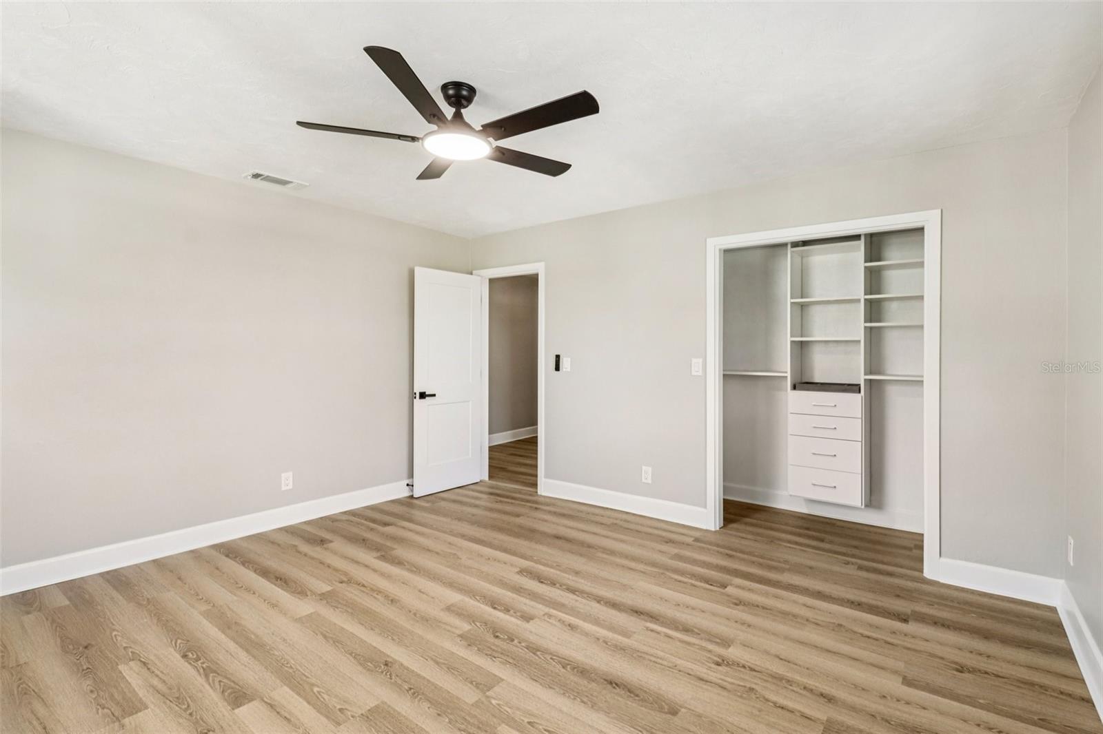 Image 32 of 85 For 610 Spring Valley Road