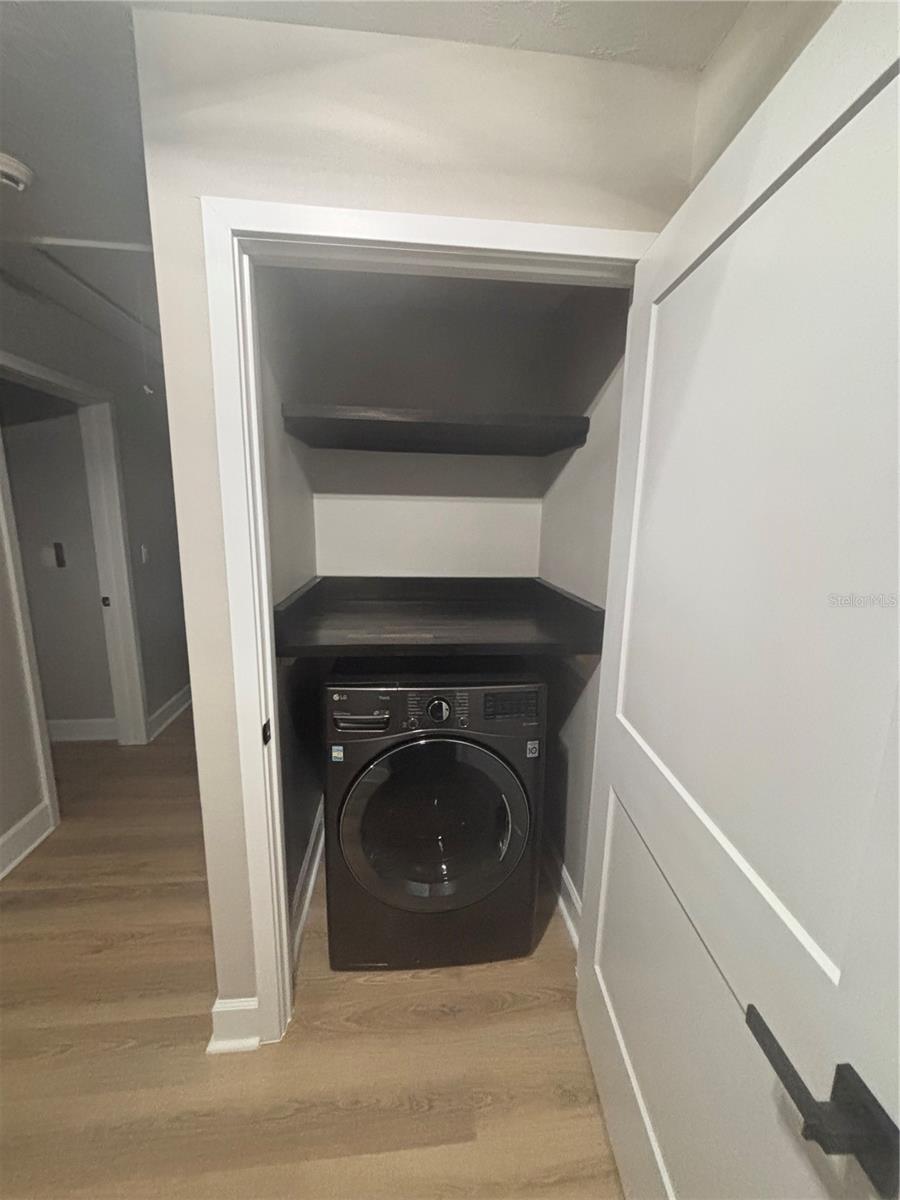 Image 40 of 85 For 610 Spring Valley Road