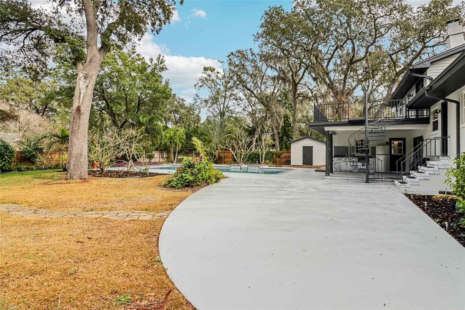 Image 48 of 85 For 610 Spring Valley Road