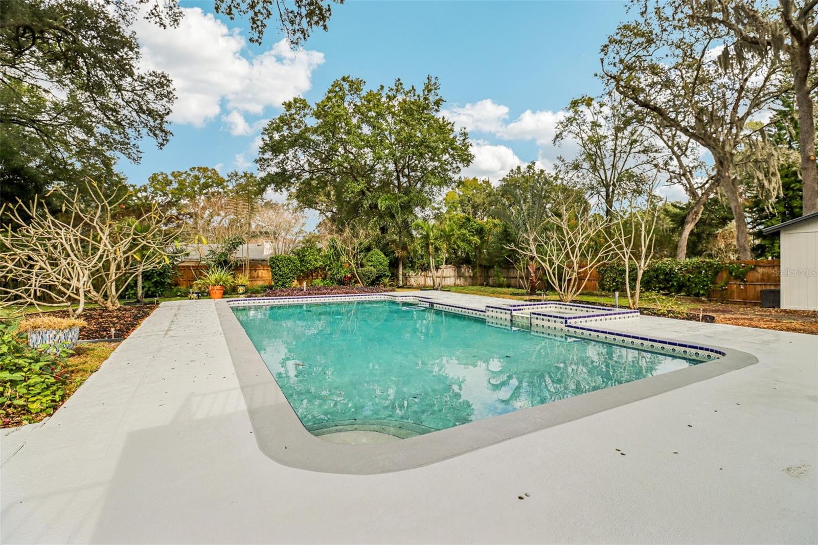 Image 49 of 85 For 610 Spring Valley Road